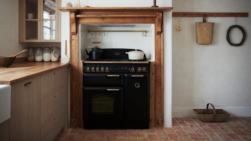 Umgestaltete Küche – Bild: Warner Bros. Discovery