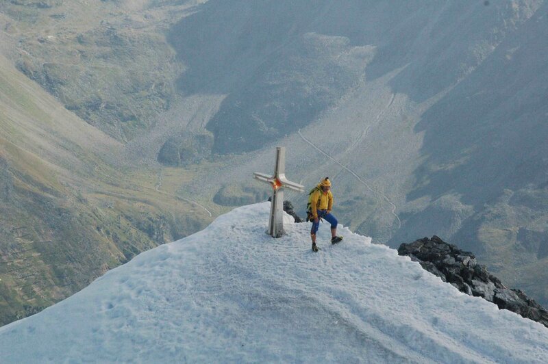 Christoph Hainz am SW-Pfeiler des Ortlers – Bild: ServusTV, Hemmleb