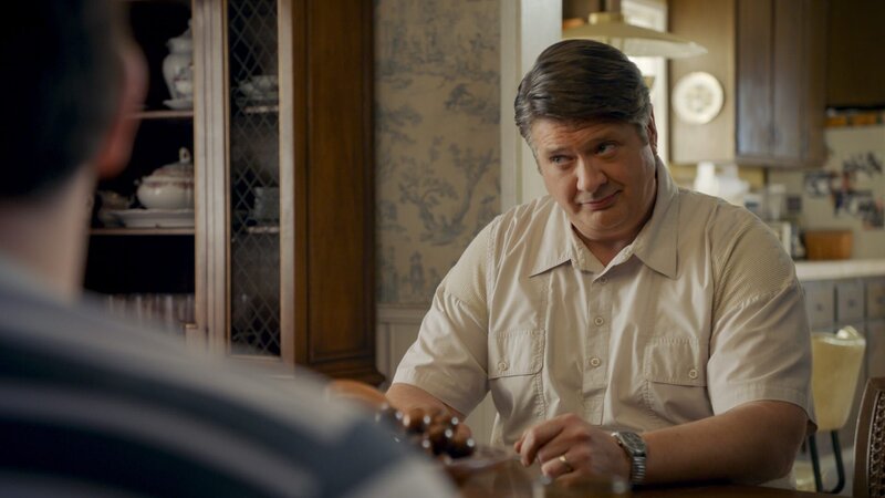 George Cooper sen. (Lance Barber) – Bild: Warner Bros. Entertainment Inc.