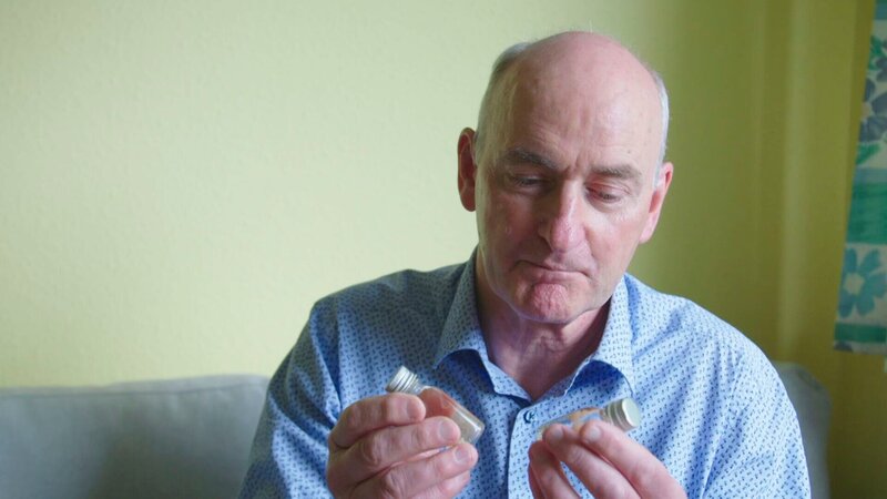 Dr. Martin Hall. – Bild: cinflx /​ Crime + Investigation /​ Rare Television Ltd.