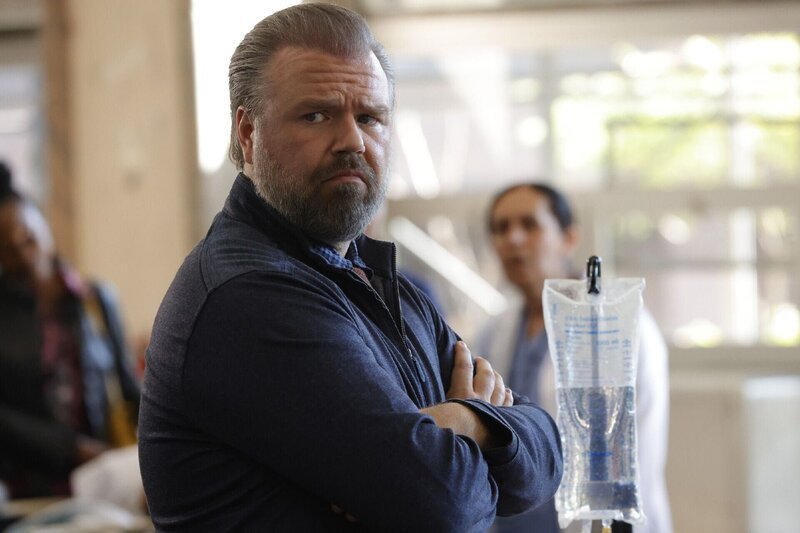 Dr. Iggy Frome (Tyler Labine) – Bild: Universal Television LLC
