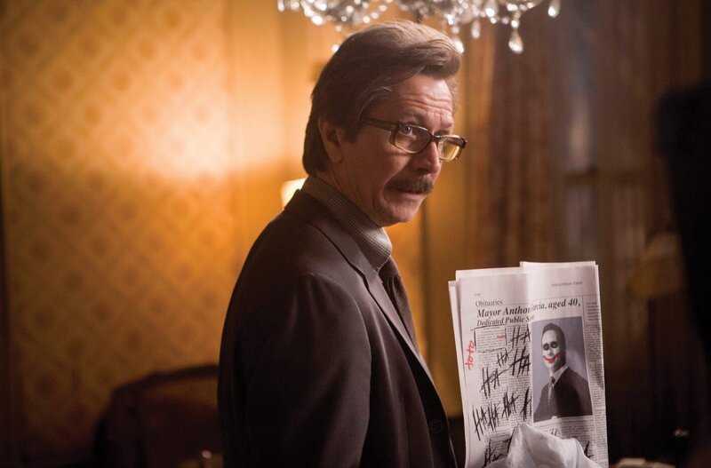 Gordon (Gary Oldman) – Bild: SKCH / © 2008 Warner Bros. Entertainment Inc. Gordon (Gary Oldman) – Bild: SKCH / © 2008 Warner Bros. Entertainment Inc.