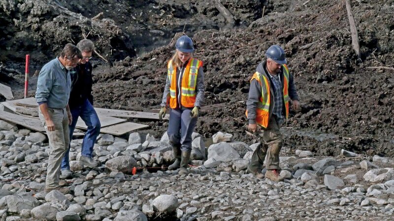 Rick Lagina (l.), Marty Lagina (2.v.l.) – Bild: Prometheus Entertainment Lizenzbild frei