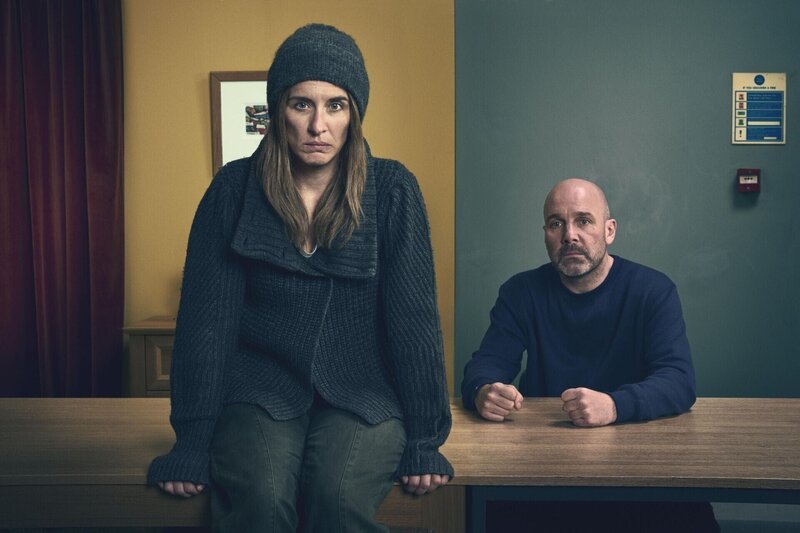 Stella Tomlinson (Vicky McClure, l.); Charles Stone (Johnny Harris, r.) – Bild: 2022 LBM Redemption Limited Lizenzbild frei