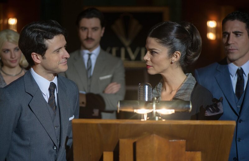 Lucas (Daniel Guzmán; l.); Sara (Juana Acosta, r.) – Bild: Manuel Fernández-Valdés/​BetaFilm