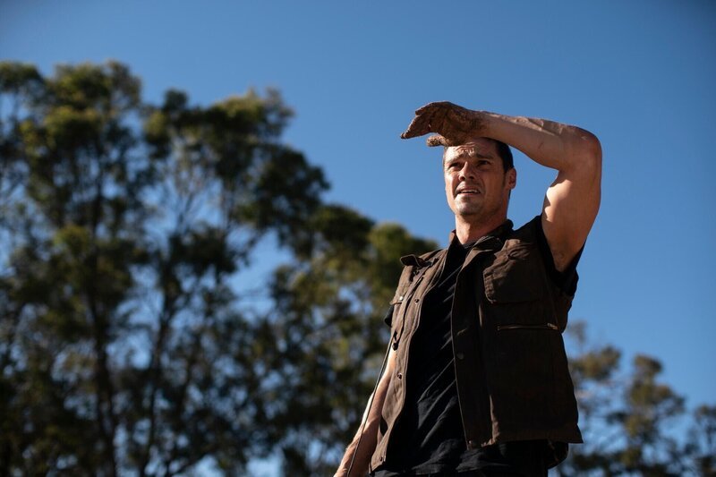 Byron Swift (Jay Ryan) – Bild: RTL /​ Sarah Enticknap