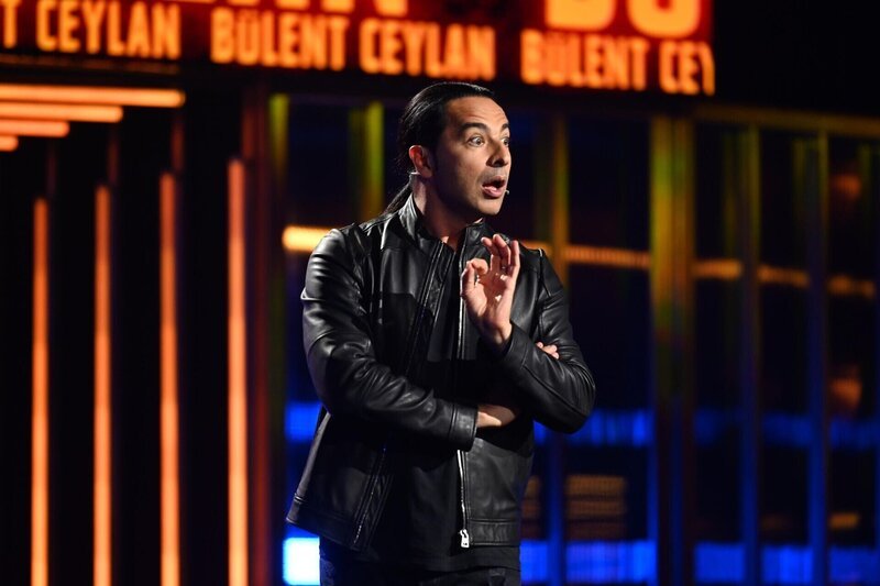Bülent Ceylan – Bild: Joyn /​ Julia Feldhagen