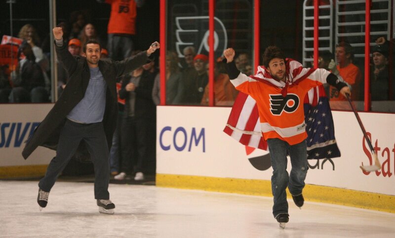 Mac (Rob McElhenney, l.); Charlie Kelly (Charlie Day, r.) – Bild: Fox