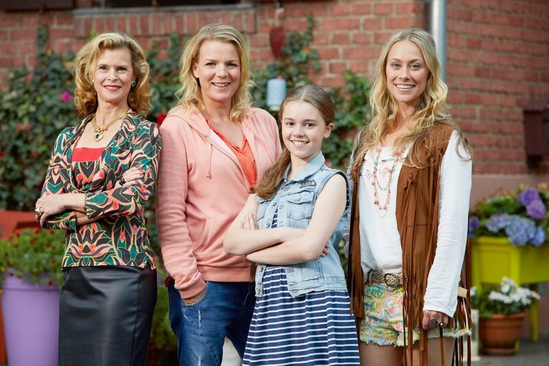 Familie Gumpert (v.l.): Gabriele, Eva, Marie und Toni. – Bild: RTL /​ Guido Engels
