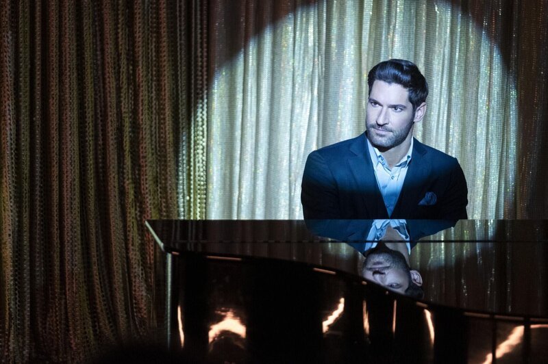 Lucifer Morningstar (Tom Ellis) – Bild: DC Comics /​ Warner Bros. Ent. Inc.