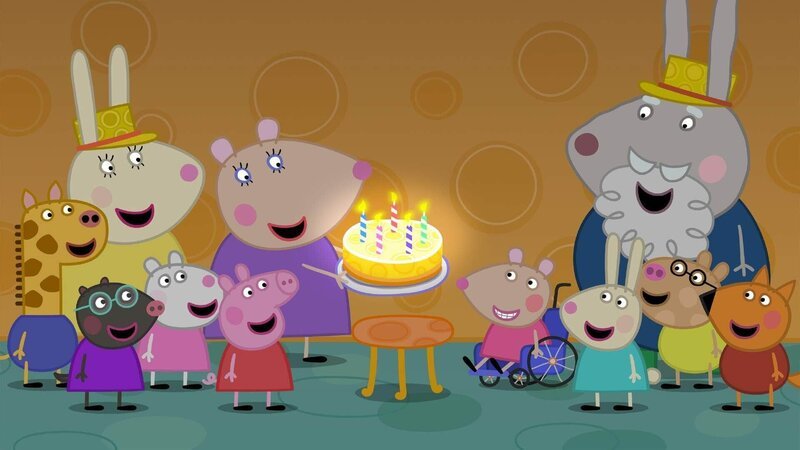 Mandy Maus (mi.) feiert ihren Geburtstag mit all ihren Freunden in die „Käse-Welt“. Alles im Park ist aus Käse – so auch ihr Geburtstagskuchen! Perfekt für Mandy. – Bild: 2003 Astley Baker Davies Ltd and Entertainment One UK Ltd. HASBRO TM & © 2021 Hasbro