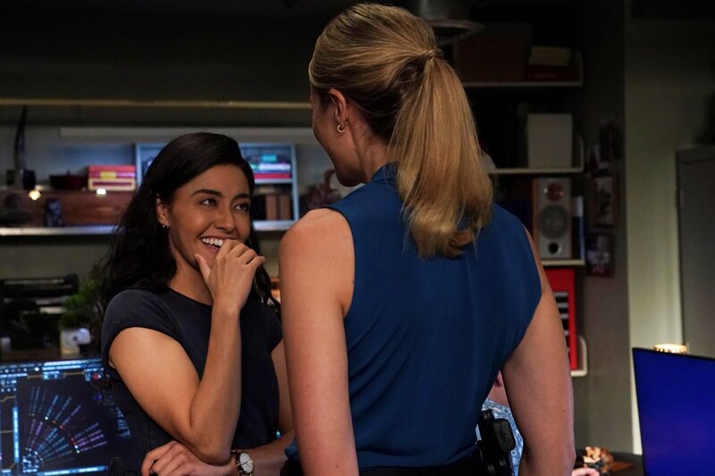 Lucy Tara (Yasmine Al-Bustami) – Bild: Karen Neal /​ Paramount