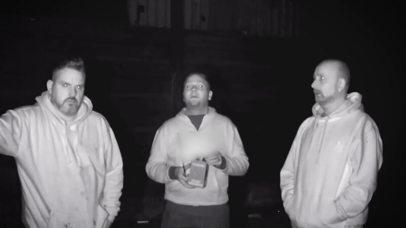 ein paranormaler Ermittler-Team dabei – Bild: TLC (DEUT)