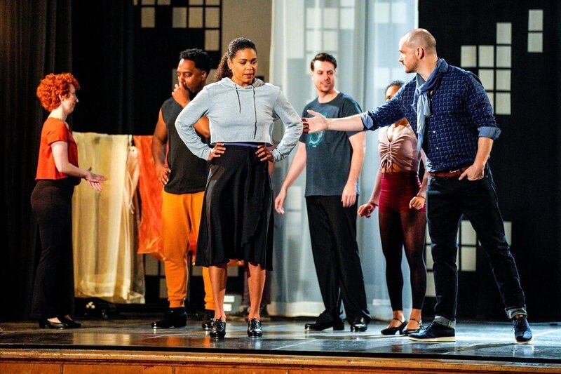 Barrett Doss (Victoria Hughes), Peter Paige (Cooper). – Bild: ORF 1