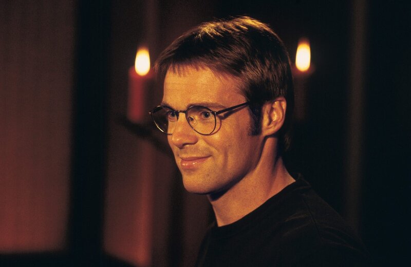 Während Teal’c auf seinen Meister trifft, erkennen Daniel (Michael Shanks) und seine Kameraden, dass die Apophis ein Wunderkind entführen wollen, um eine Waffe gegen die Goa’Uld zu haben … – Bild: SYFY