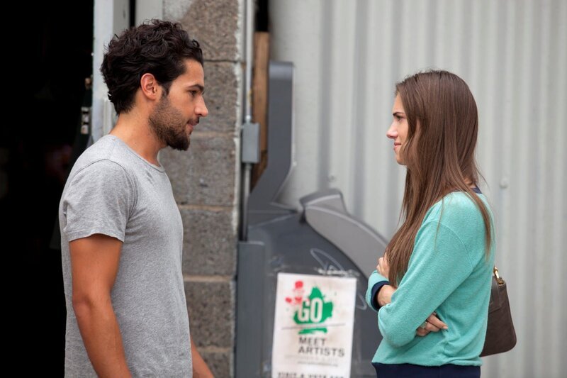 Christopher Abbott and Allison Williams – Bild: Turner /​ (C) 2013 HOME BOX OFFICE, INC. ALL RIGHTS RESERVED.