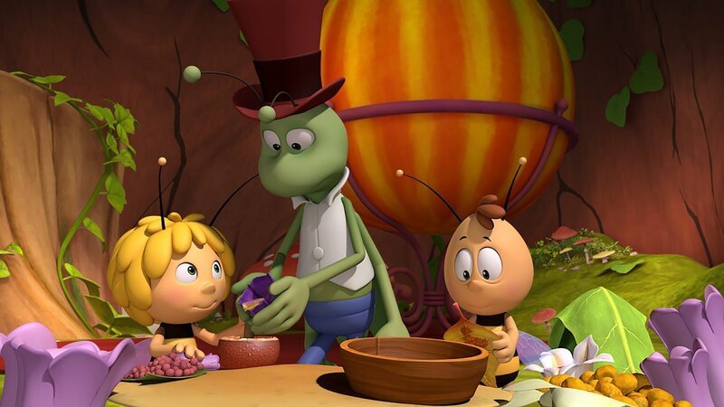 Maja, Flip und Willi mixen einen neuen Energiesaft. – Bild: ZDF/​Studio100 Animation