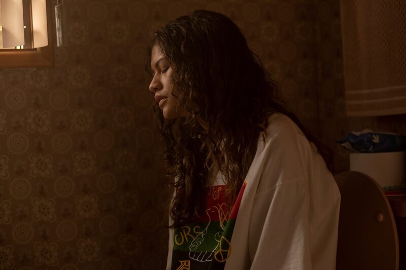Rue Bennett (Zendaya) – Bild: Eddy Chen /​ HBO /​ Die Verwendung ist nur bei redaktioneller Berichterstattung im Rahmen einer Programmankündigung ab 2 Monate vor der ersten Auss /​ © 2019 Home Box Office, Inc. All rights reserved. HBO® and all related programs are the  …