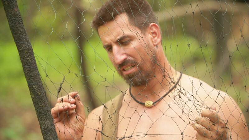 Matt holding net. – Bild: Discovery Communications LLC