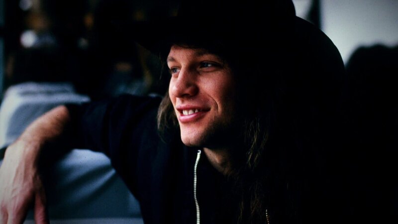 Mit seiner nach ihm benannten US-Band hat Frontmann Jon Bon Jovi seit den 1980er Jahren mehr als 130 Millionen Platten verkauft. – Bild: ZDF