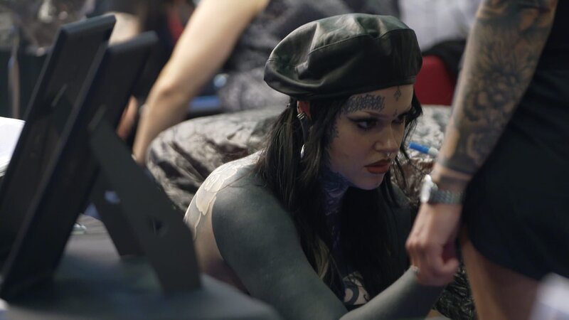 Tattoo-Artist an Bord – Bild: SPIEGEL TV GmbH Tattoo-Artist an Bord – Bild: SPIEGEL TV GmbH
