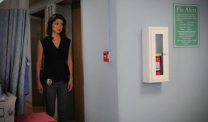 Gemeinsam mit ihren Kollegen muss Kono (Grace Park) den Mord an einer jungen alleinerziehenden Mutter aufklären … – Bild: CBS Broadcasting, Inc.