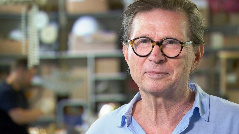 Neue Lampen auf der Basis alten Wissens, um Design, Material und Handwerkskunst: Wolfgang Karolinsky, WOKA Lamps. – Bild: ORF/​Satel Film