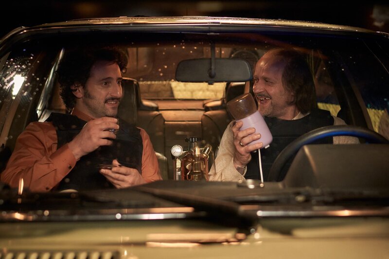 Samuel (Serkan Kaya, l.) und Gilles (Jürgen Vogel) – Bild: RTL /​ Frank Dicks