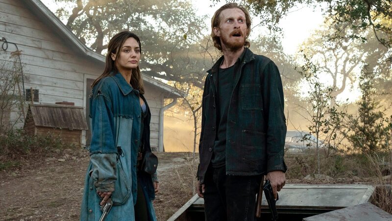Austin Amelio as Dwight, Christine Evangelista as Sherry – Bild: AMC Film Holdings LLC