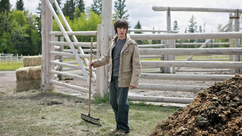 Badger (Jack Knight) verbringt den Sommer auf Heartland. – Bild: MG RTL D