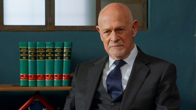 Retired Navy Admiral Hollace Kilbride (Gerald McRaney). – Bild: Screen Grab /​ CBS