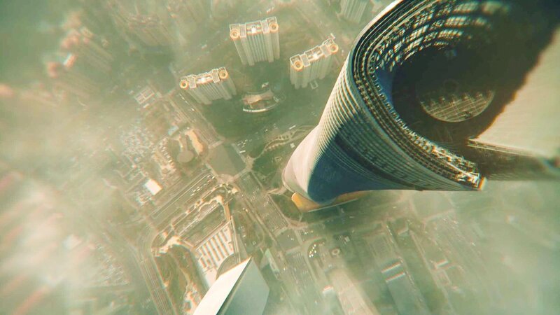 Sicht vom Wolkenkratzer in Shanghai – Bild: RTL /​ Getty Images /​ Folge 106