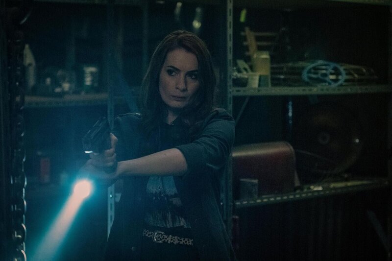 Charlie Bradbury (Felicia Day) – Bild: Warner Brothers