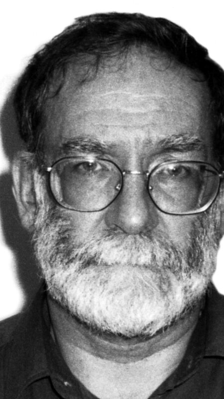 Die genaue Zahl seiner Opfer wird für immer verborgen bleiben: Der Arzt Harold Shipman wurde im Jahr 2000 wegen 15-fachen Mordes verurteilt. Man geht davon aus, dass „Dr. Death“ mindestens 275 seiner Patienten mit einer Überdosis Morphium getötet hat. – Bild: TVNOW
