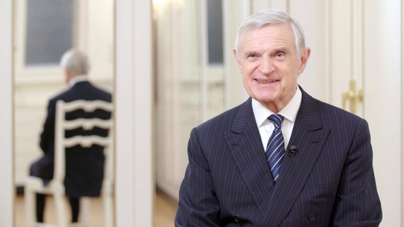 Thomas Schäfer-Elmayer, Inhaber Tanzschule Elmayer. – Bild: ORF/​Red Monster