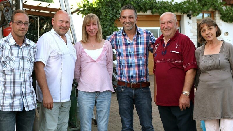 Marco, Martin, Sabine, Experte Mauro Corradino, Herbert und Margarete – Bild: RTL II