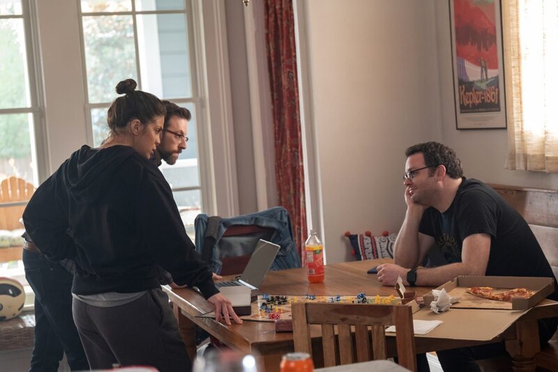 (v.l.n.r.) FBI Special Agent Tammy Gregorio (Vanessa Ferlito); Sebastian Lund (Rob Kerkovich); Oliver Crane (Mark Gessner) – Bild: CBS Broadcasting, Inc.