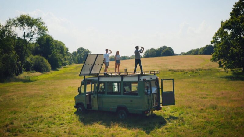 L-R: Karl, Katie und Jimmy de Ville – Bild: DMAX