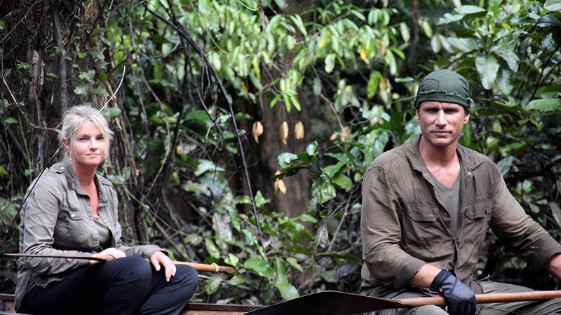 Myke and Ruth on boat in Colombia. – Bild: DMAX