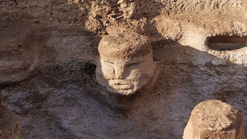 Karahan Tepe Kopf – Bild: HISTORY /​ A+E Networks