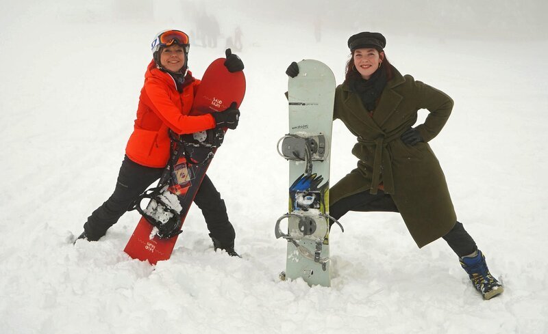 Annette Krause (l.) mit Sängerin Magdalena Ganter (r.) – Bild: SWR