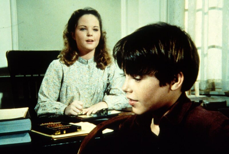 Jordan (Bonnie Scribner, r.) scheint Mary (Melissa Sue Anderson, l.) als Blindenlehrerin nicht unbedingt nötig zu haben. – Bild: Sat.1 Gold