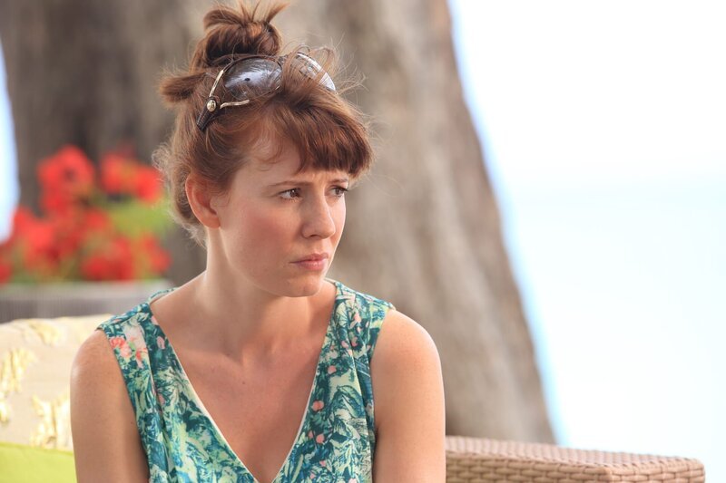 Sal (Amy Nuttall) war eine Freundin von Jenny. Sie scheint sehr betroffen von ihrem unerwarteten Tod zu sein. Allerdings hätte sie auch ein gutes Motiv gehabt, um ihre Freundin zu töten. – Bild: ZDF/​Denis Guyenon
