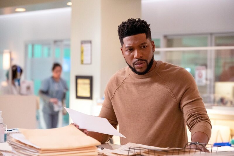 Jocko Sims (Dr. Floyd Reynolds). – Bild: ORF/​Universal/​NBC/​Virginia Sherwood