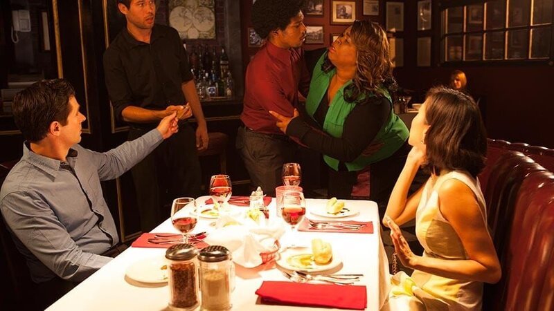 Lesha having trouble keeping it together at dinner. – Bild: Discovery Communications