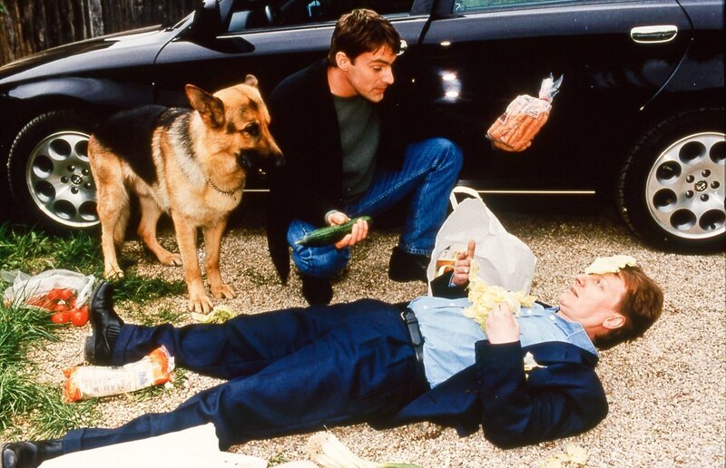 Gedeon Burkhard, Heinz Weixelbraun. – Bild: ORF/​Beta Film/​Ali Schafler