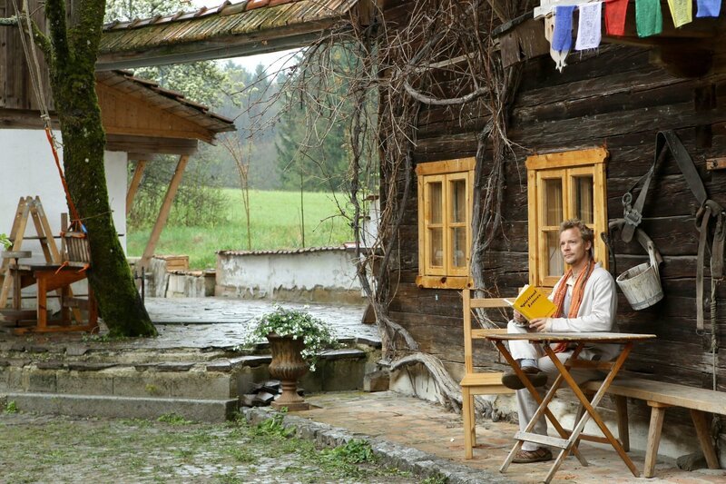 Christoph von Friedl (Simon). – Bild: ORF/​SATEL-Film/​Petro Domenigg