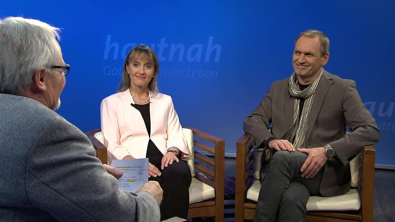 V.l.n.r. Wilfried Schulte, Marina Risto, Wilhelm Risto – Bild: Bibel TV
