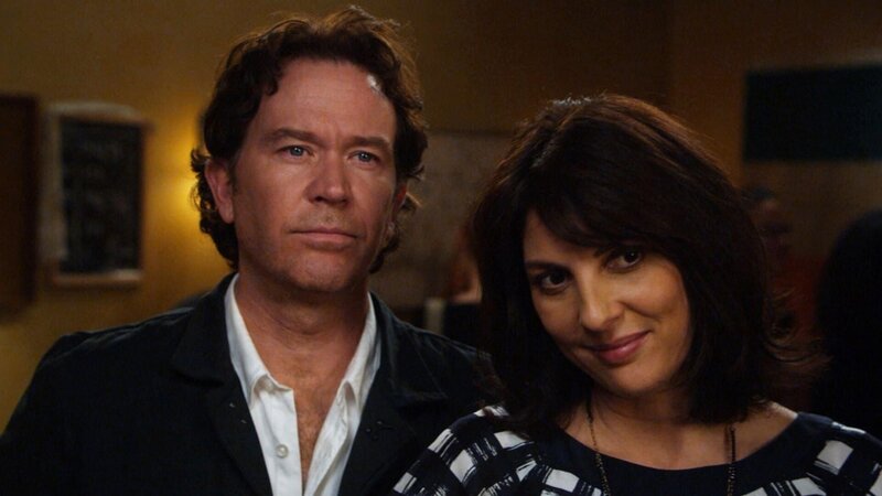 Nate Ford (Timothy Hutton), Sophie Devereaux (Gina Bellman) – Bild: Ausgebremst