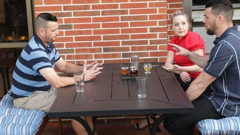 Elizabeth and Andrei meet with Charlie to discuss what happened at their wedding in Moldova. – Bild: Discovery Communications, LLC